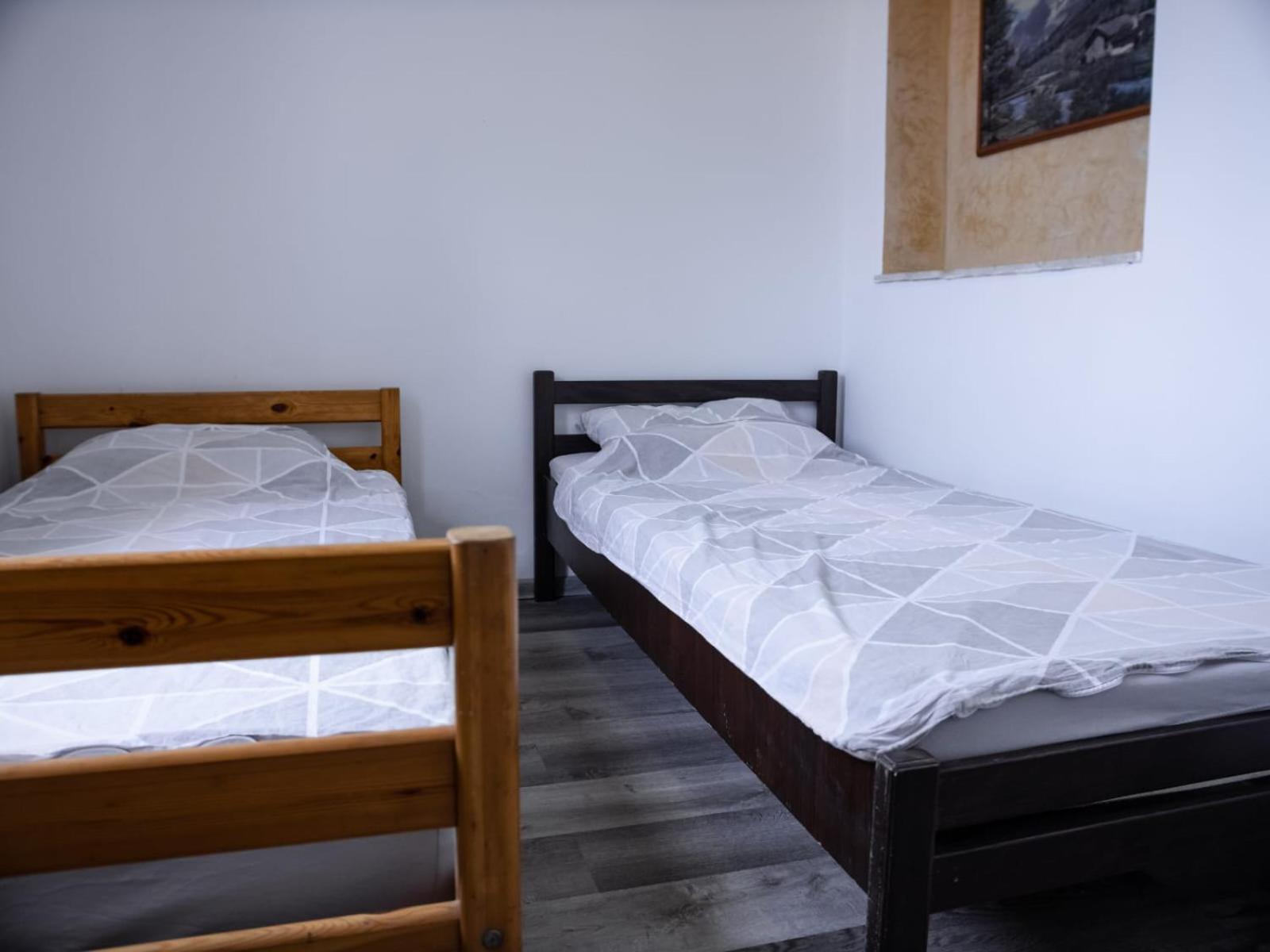 Apartment Ground Floor With Parking Erny Pula Ngoại thất bức ảnh